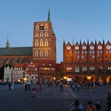 Stralsund_Alter_Markt_Abend